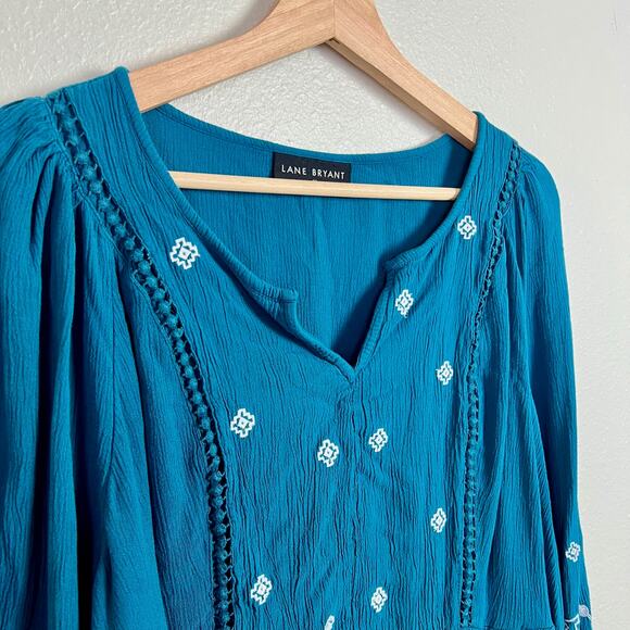 Lane Bryant Classic Split-Neck Embroidered Peasant Top in Ink Blue Size 20 - Picture 3 of 8